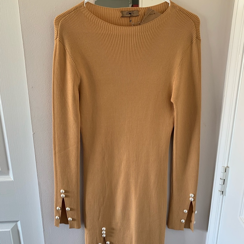 Midi Dress with Pearl Details - Picture 3 of 6